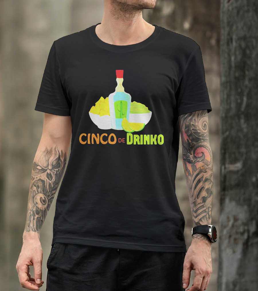 Cinco De Drinko Cinco De Mayo Wine Lemon Cocktail Bottle Lime Chips T-Shirt