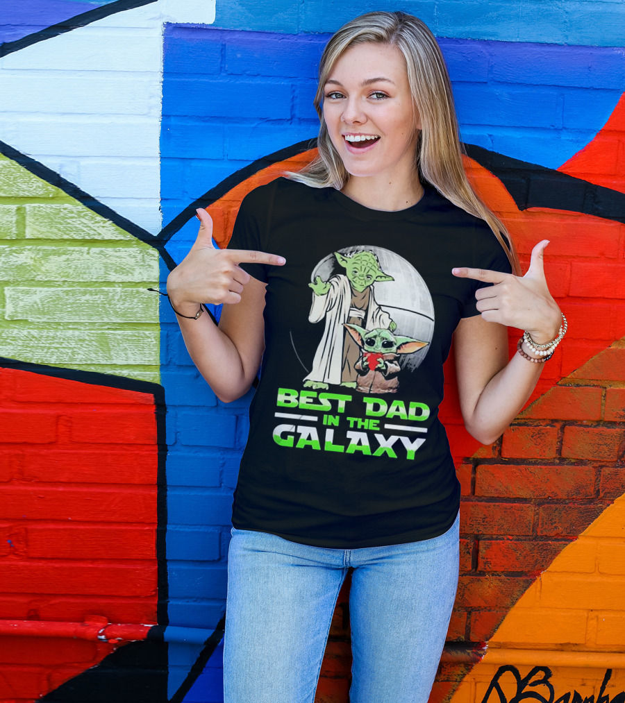 Best Dad In The Galaxy With Yoda And Baby Yoda T-Shirt