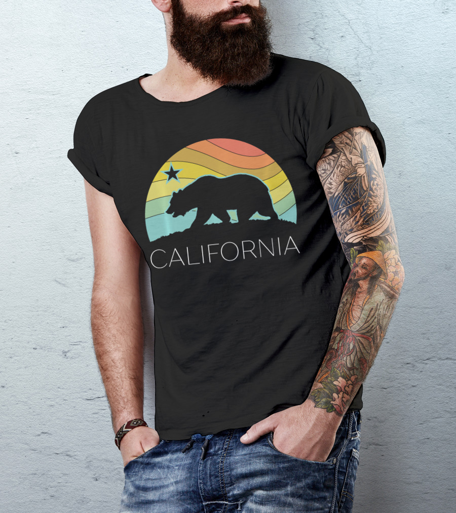 Retro California Bear Vintage Beach Cali Pride Surf 70s 80s Star Rainbow T-Shirt