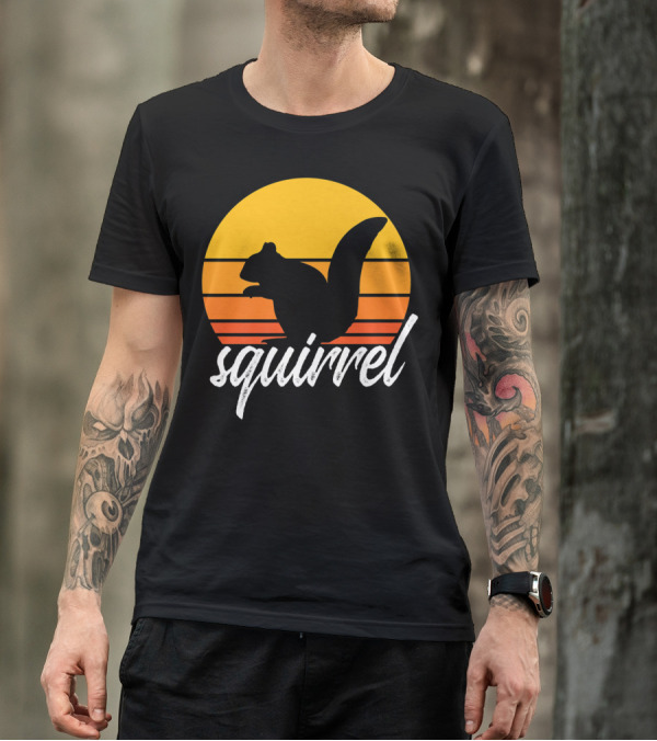 Squirrel Retro Sunset Silhouette Animal Lover Vintage T-Shirt