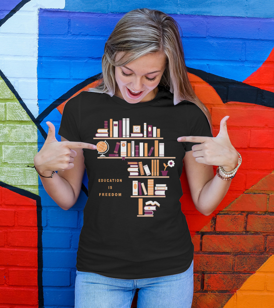 Education Is Freedom Africa Library Books Globe And Flower T-Shirt