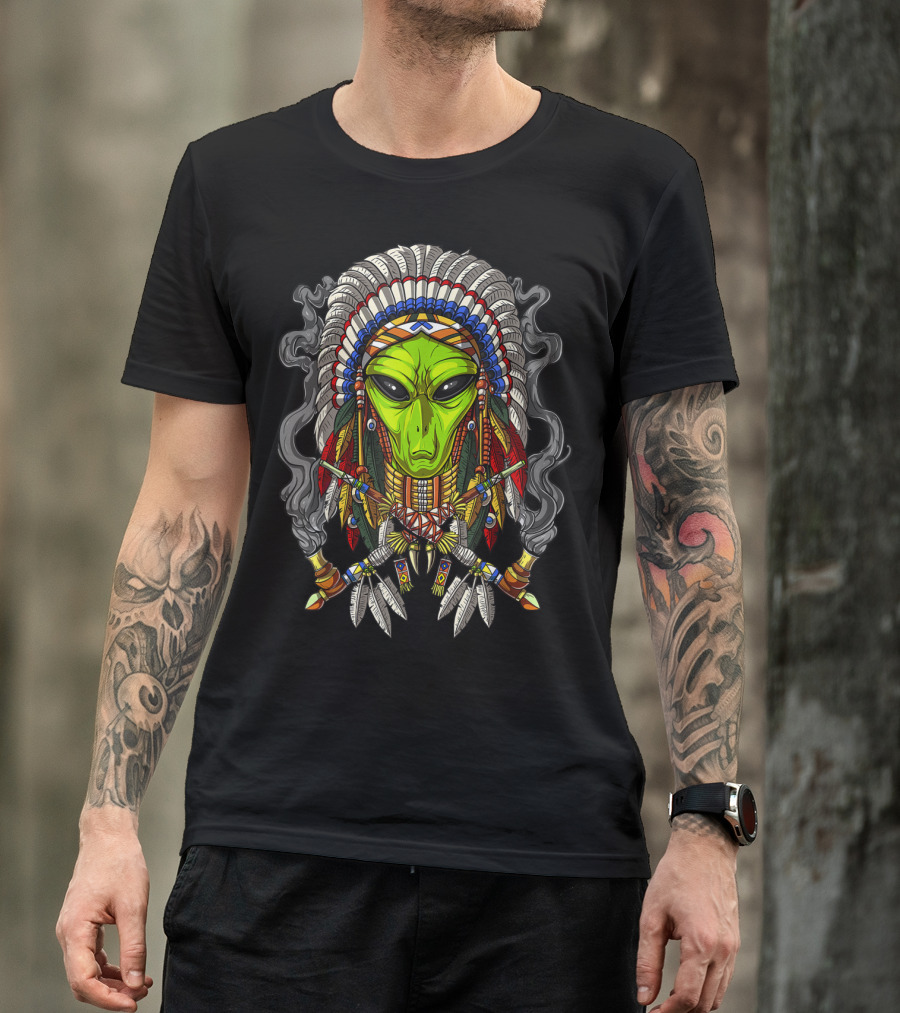 Alien Native American Chief Headdress Smoking Peace Pipes T-Shirt
