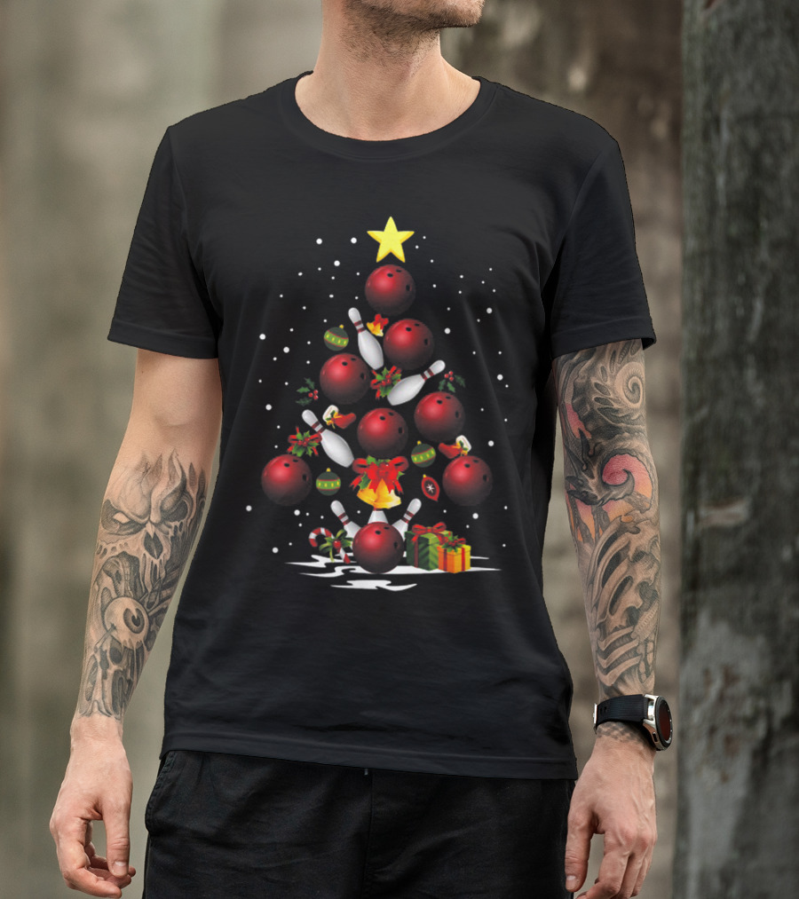 Funny Bowling Christmas Tree Light Bowling Ball Ornaments Star Pin Gifts T-Shirt