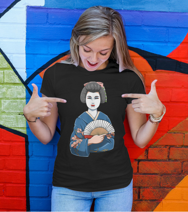 Geisha Girl Traditional Japanese Kimono Fan Blossoms T-Shirt