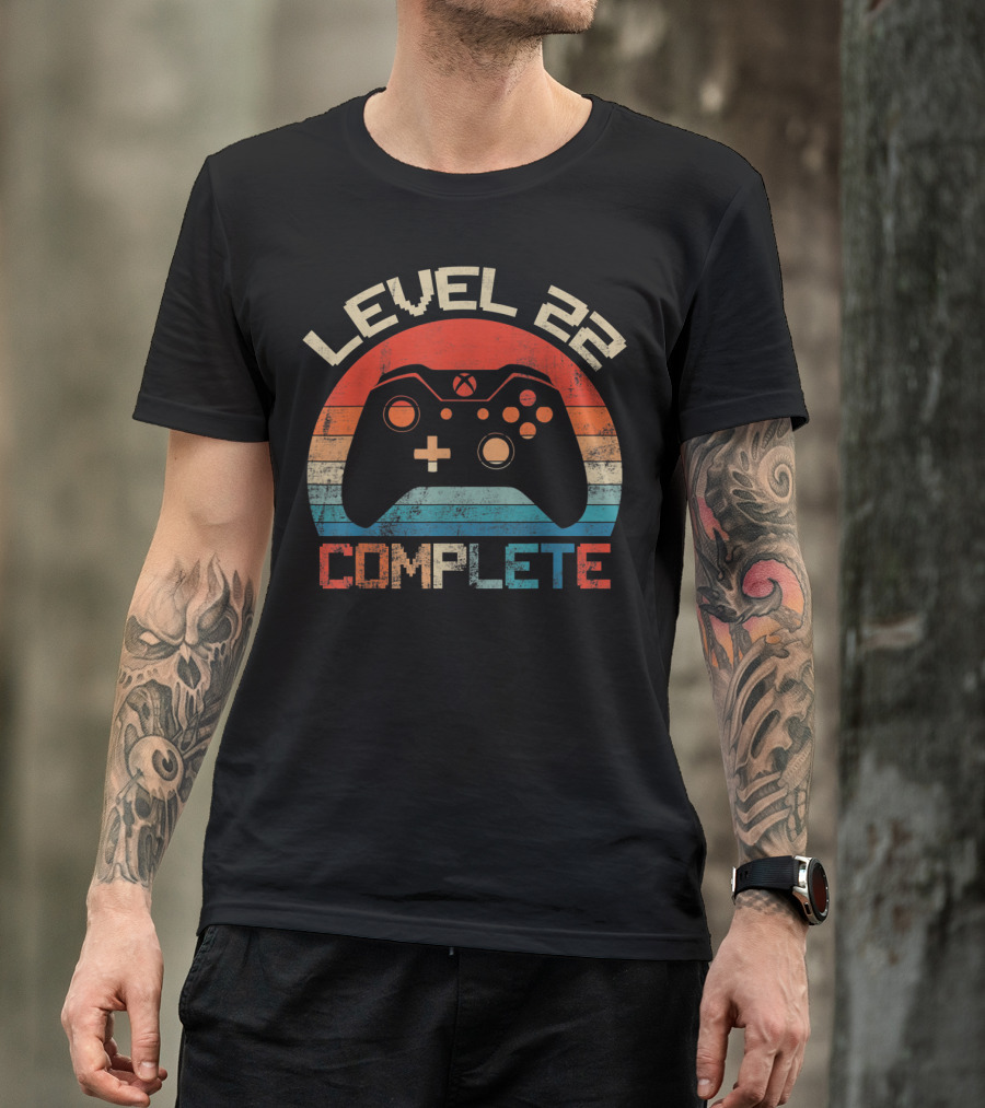 Level 22 Complete Vintage Birthday Gaming T-Shirt