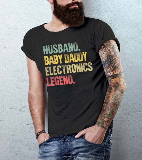 Husband Baby Daddy Electronics Legend Mens Funny Vintage T-Shirt