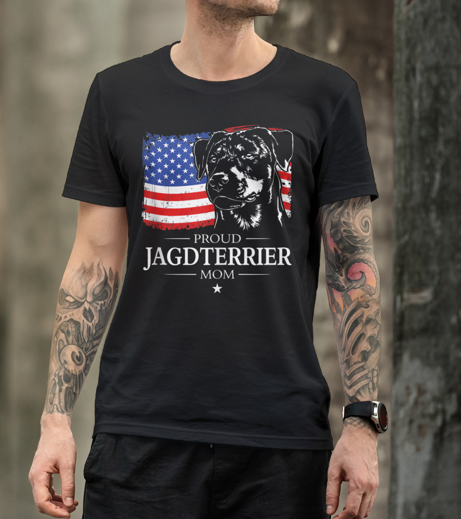 Proud Jagdterrier Mom American Flag T-Shirt