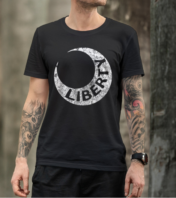 Liberty Moultrie Flag Of Defiance Classic Crescent T-Shirt