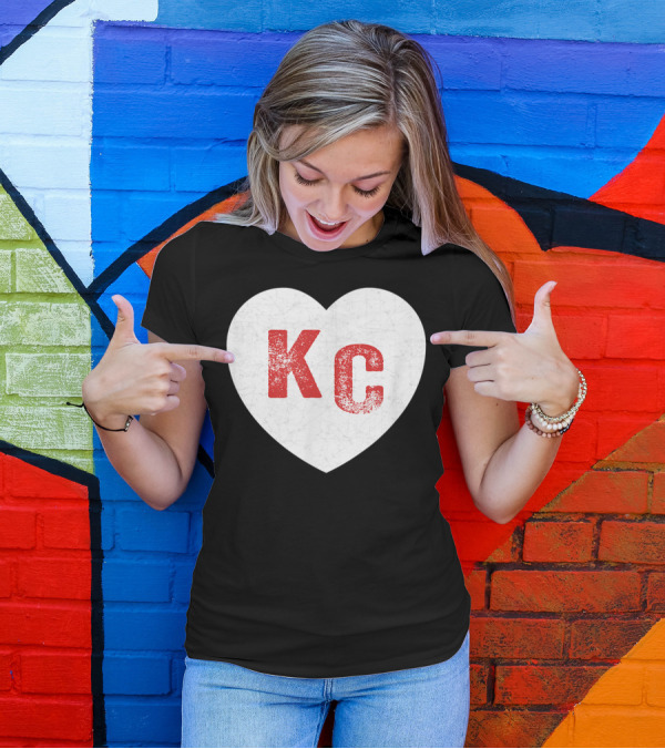 Vintage Red KC Heart Kansas City Love T-Shirt