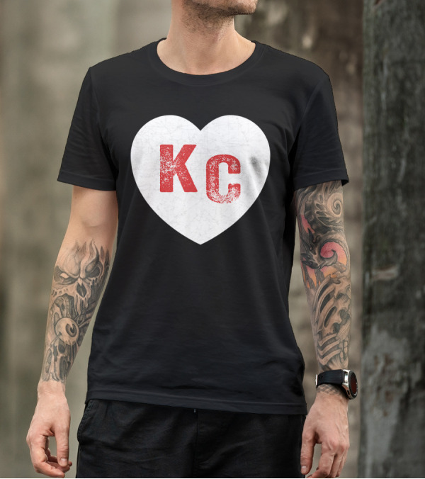 Vintage Red KC Heart Kansas City Love T-Shirt
