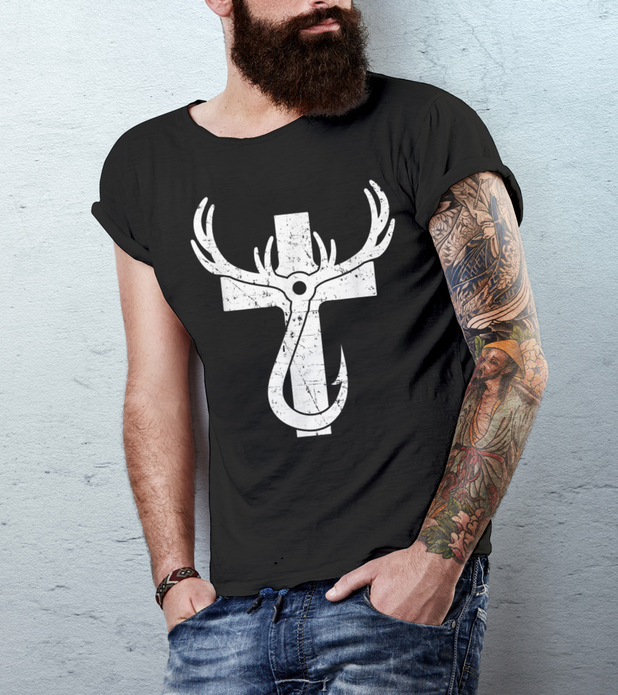 Christian Deer Antler Cross Fishing Hook Grunge T-Shirt
