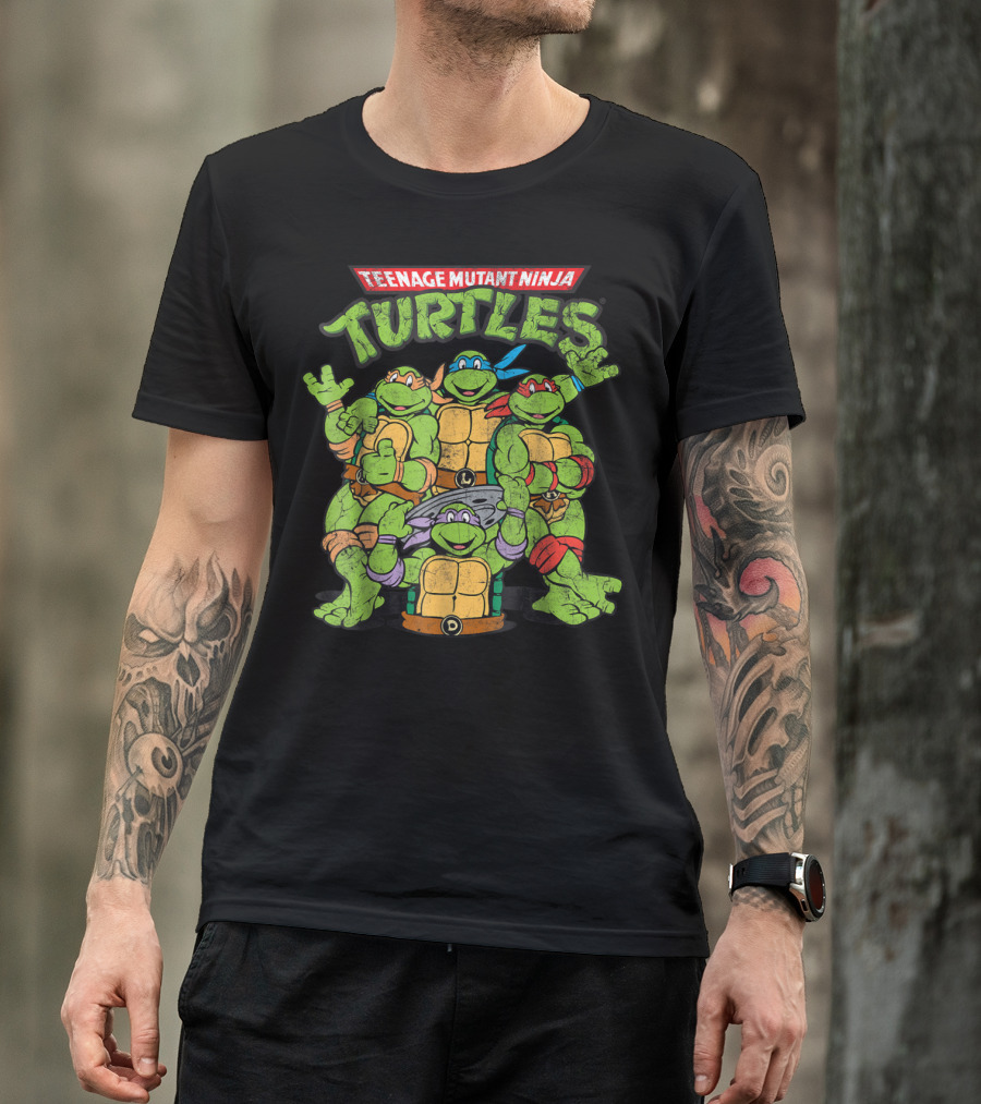 Teenage Mutant Ninja Turtles Classic Group Pose T-Shirt