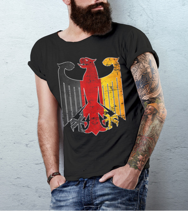 Oktoberfest Vintage German Eagle Flag Black Red Gold T-Shirt