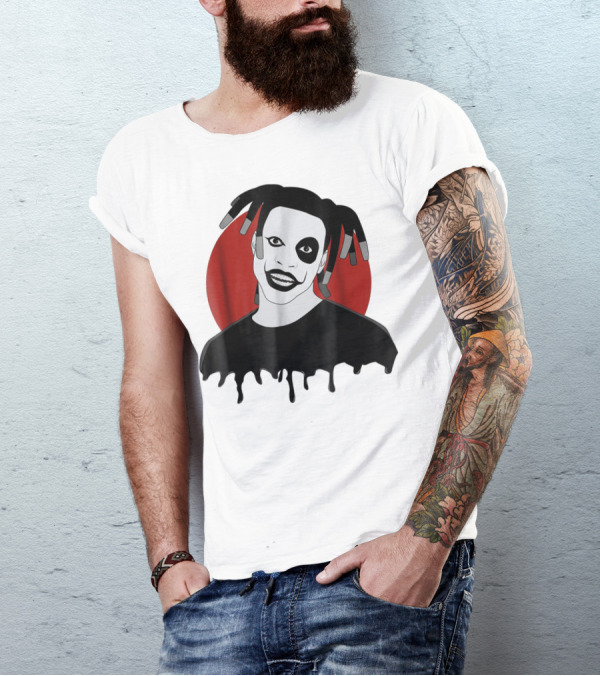 Denzel Curry Smiling Monochrome Portrait With Dreadlocks And Red Circle Background T-Shirt