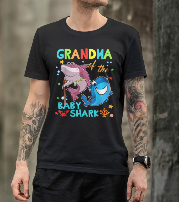 Grandma Of The Baby Shark With Colorful Cartoon Sharks And Sea Creatures T-Shirt