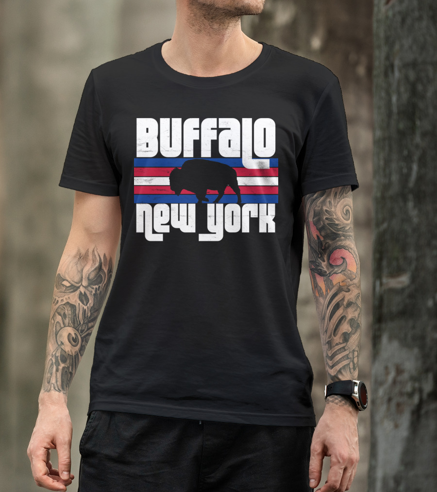Buffalo New York Bison Silhouette Retro Stripes T-Shirt