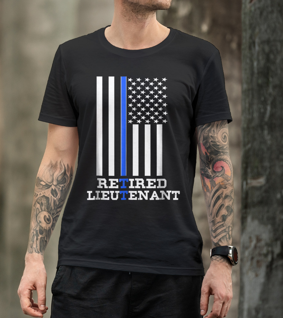 Retired Lieutenant Thin Blue Line American Flag T-Shirt
