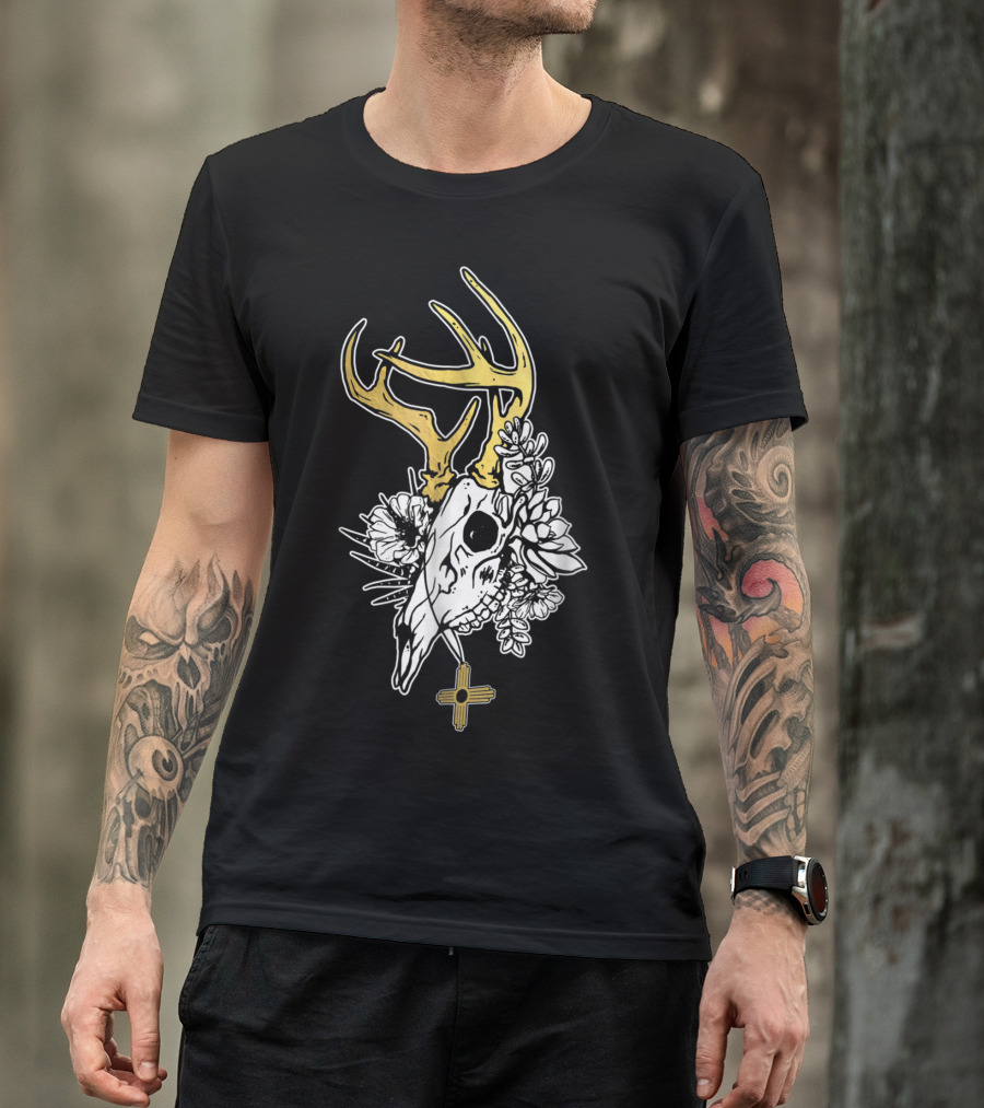 Zia Symbol With Deer Skull And Succulents Southwest Native T-Shirt