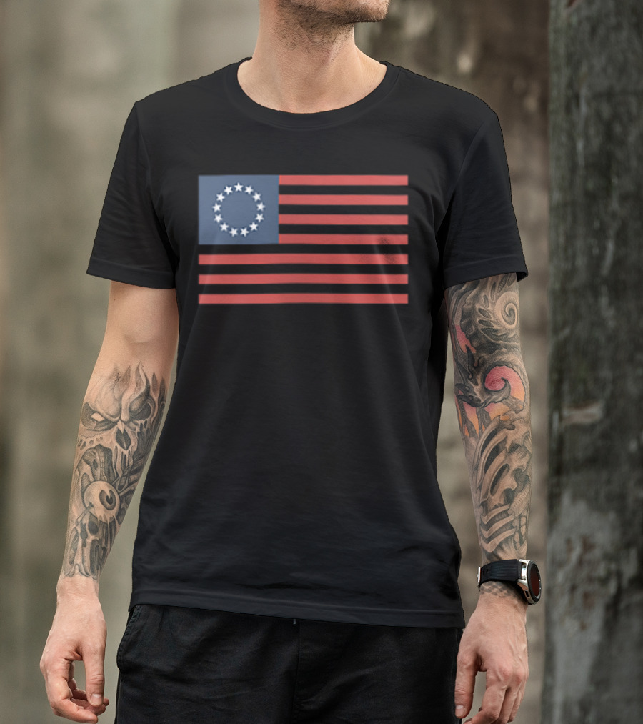 Betsy Ross American Revolution Faded Thirteen Stars Flag T-Shirt