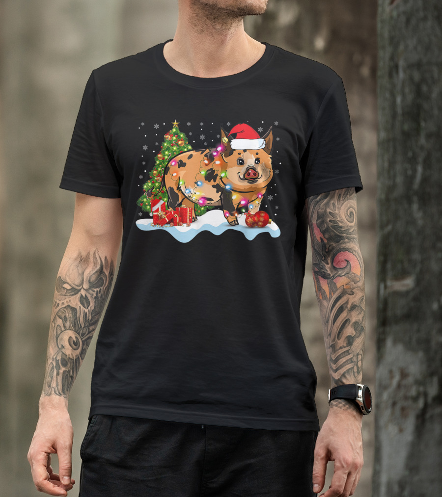Kunekune Pig Santa Hat Christmas Tree Lights Snowflakes T-Shirt