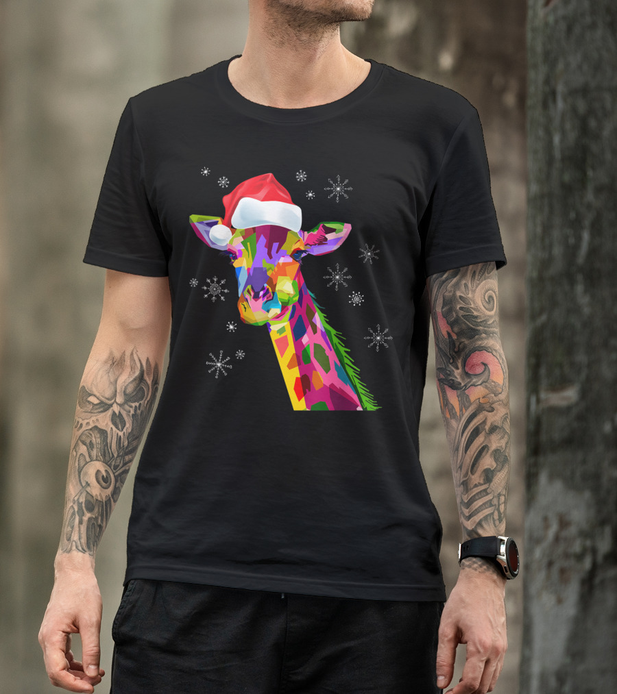Giraffe Christmas Santa Hat Colorful Snowflakes T-Shirt