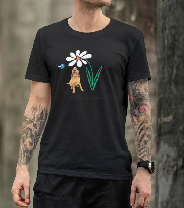Love Bloodhound Mom Life Daisy T-Shirt