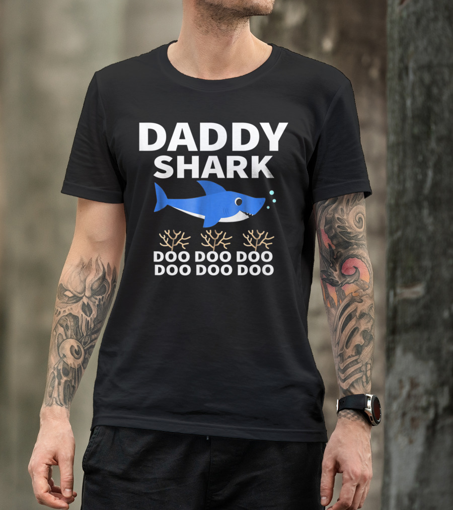 Daddy Shark Doo Doo Father's Day From Wife Son T-Shirt