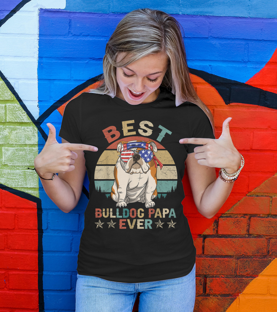 Best Bulldog Papa Ever Vintage Patriotic American Flag Dog T-Shirt