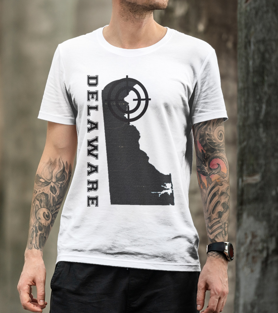 Delaware Maps Vintage Classic Style With Compass Target T-Shirt