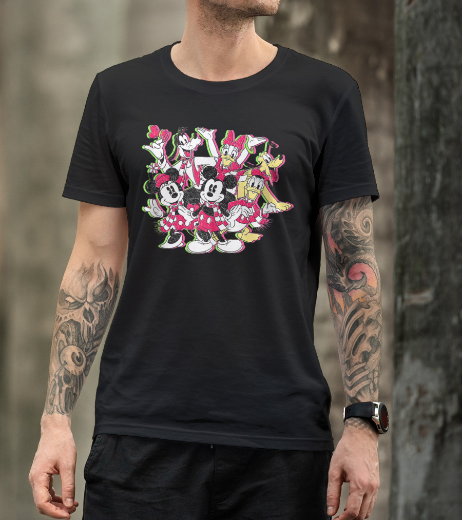 Disney Classic Characters Featuring Mickey Minnie Donald Goofy And Daisy T-Shirt