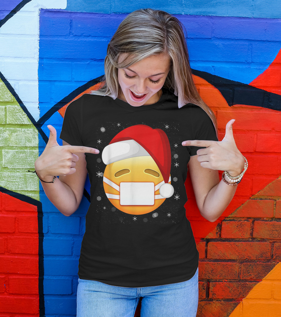 Funny Face With Medical Mask Emojis Santa Hat Snowflakes T-Shirt