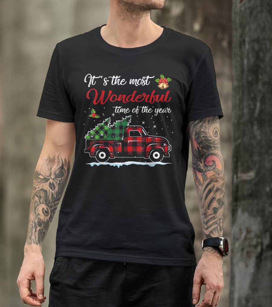 It's The Most Wonderful Time Of The Year Red Plaid Truck And Christmas Tree Decorations T-Shirt