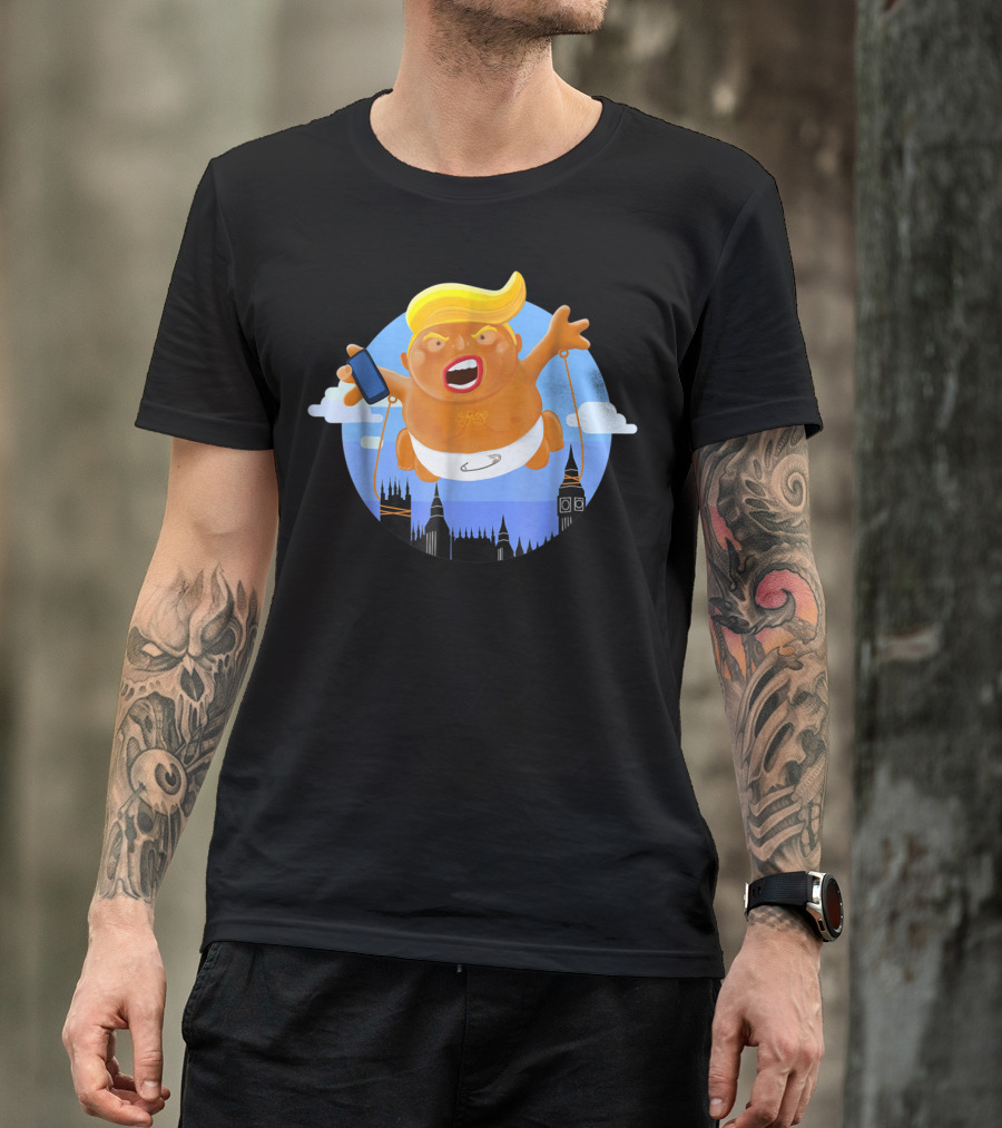 Trump Baby Blimp Over London Parliament Skyline T-Shirt