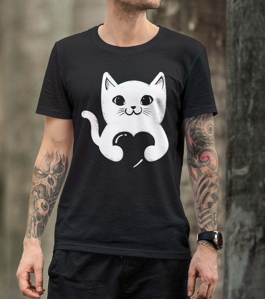 Cute Kitty Cat Holding Heart In Paws T-Shirt