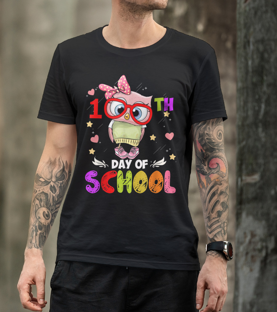Cute Owl 100Th Day Of School With Hearts And Stars T-Shirt