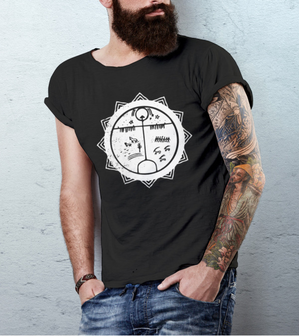 Oneness Native American Siberian Shaman Circle Symbol With Nature Motifs T-Shirt