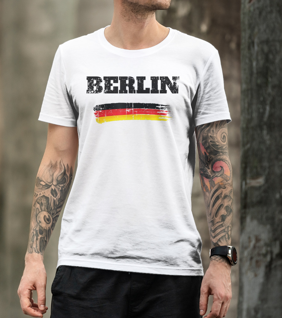 Berlin Germany Black Red Gold Flag Brushstroke T-Shirt