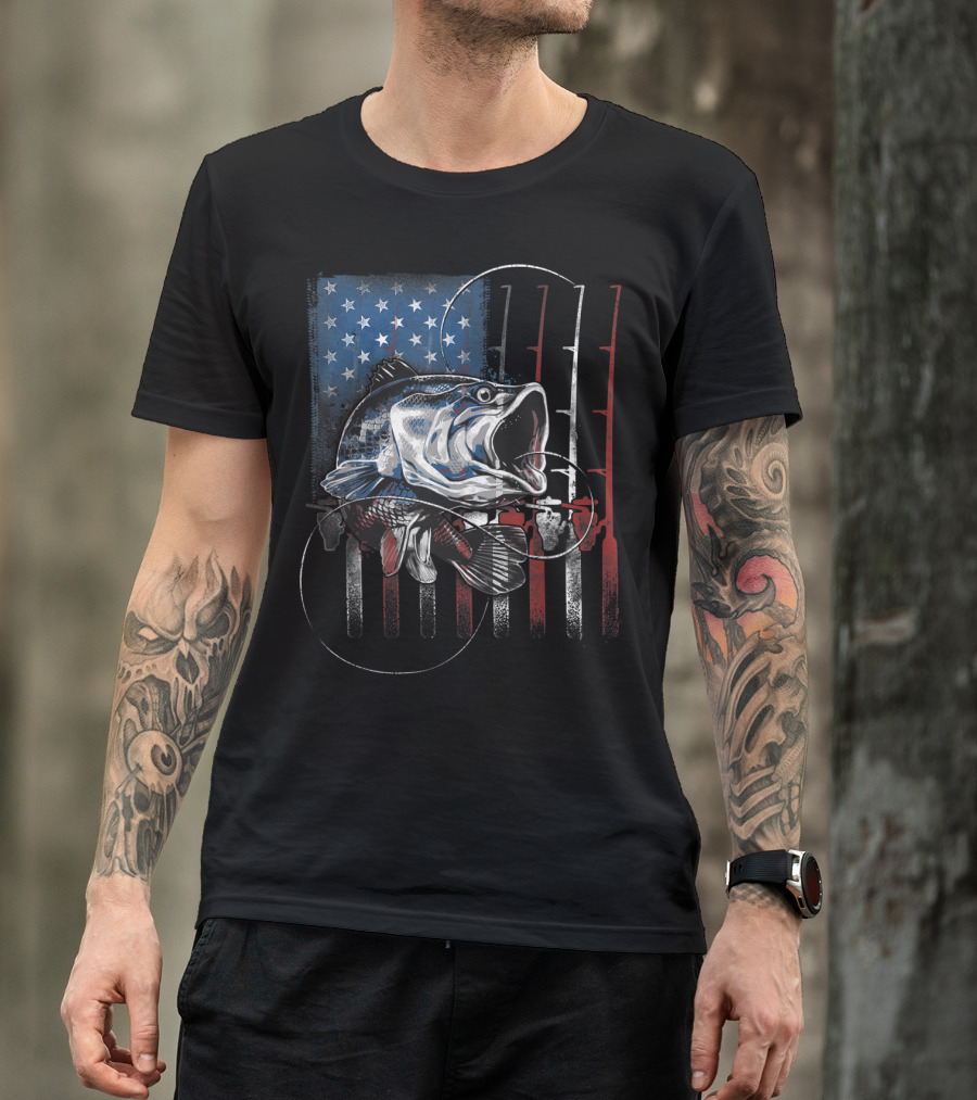 Fishing American Flag Vintage USA Bass Rods Stars Stripes T-Shirt