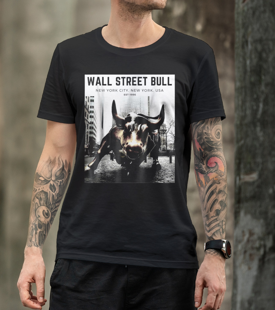 Wall Street Bull New York City EST-1986 T-Shirt