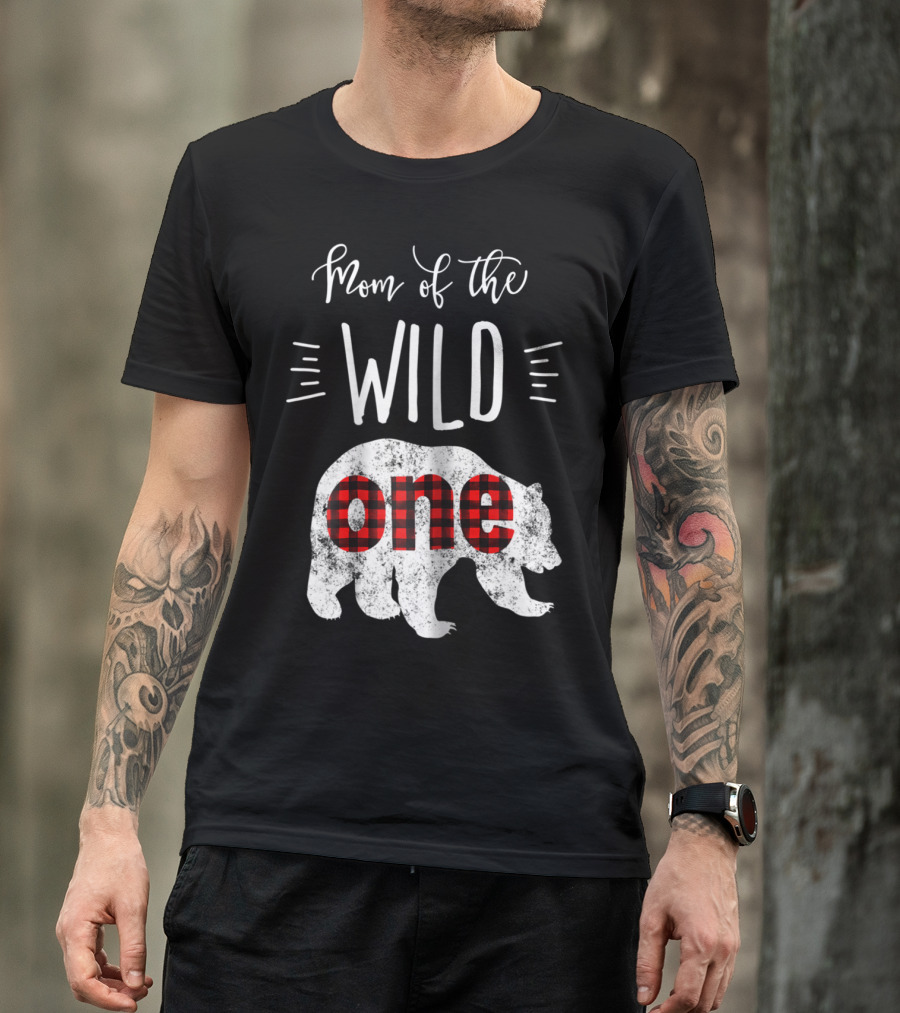 Mom Of The Wild One Bear Lumberjack Plaid T-Shirt