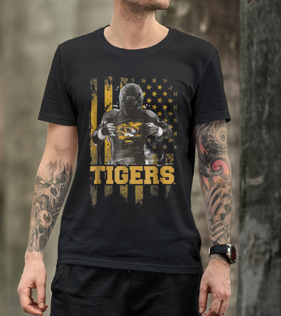 Tigers Football Mizzou Flag And Player Stars T-Shirt