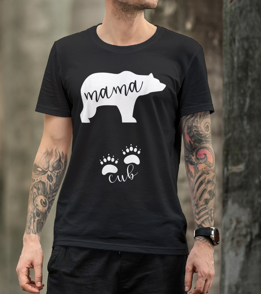 Mama Bear Pregnancy Announcement With Cub Paws T-Shirt
