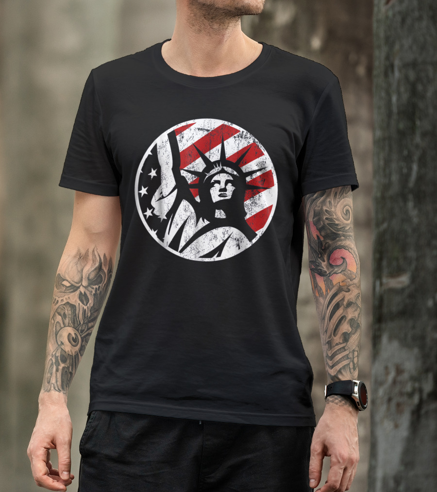 Statue Of Liberty NYC American Flag Circle Stars Stripes T-Shirt