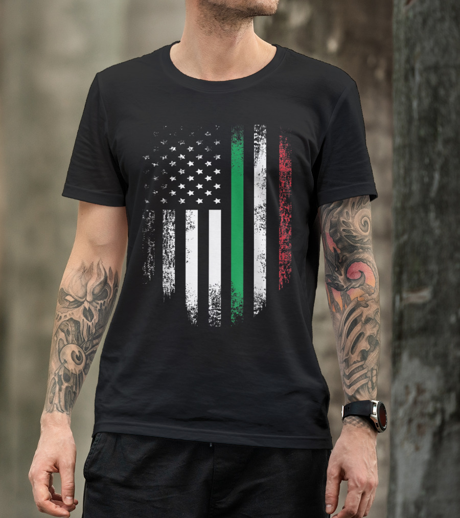 Vintage Italian Roots American Grown Italia USA Flag Colors T-Shirt