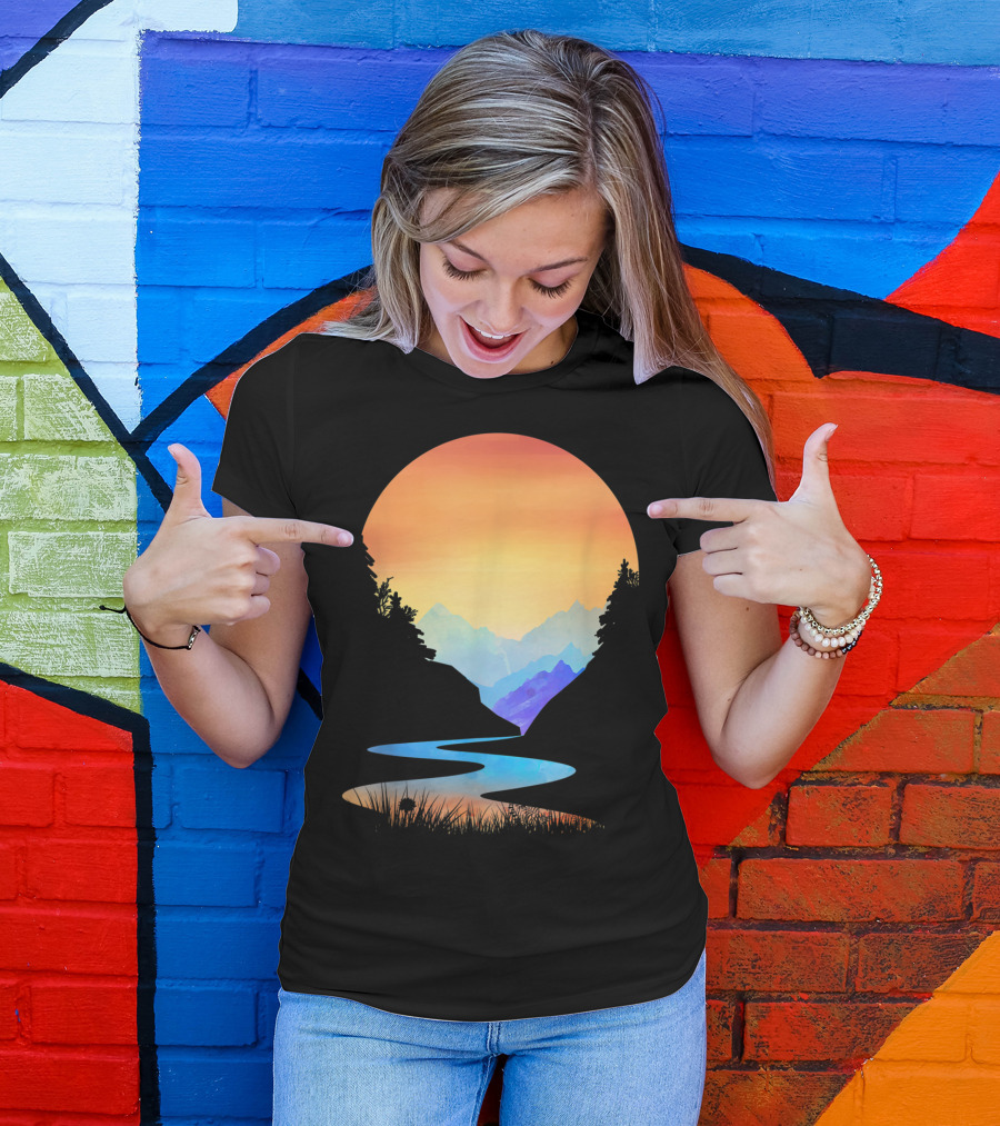 Outdoor Sunset Vintage Style Mountains Sun Nature River Landscape T-Shirt
