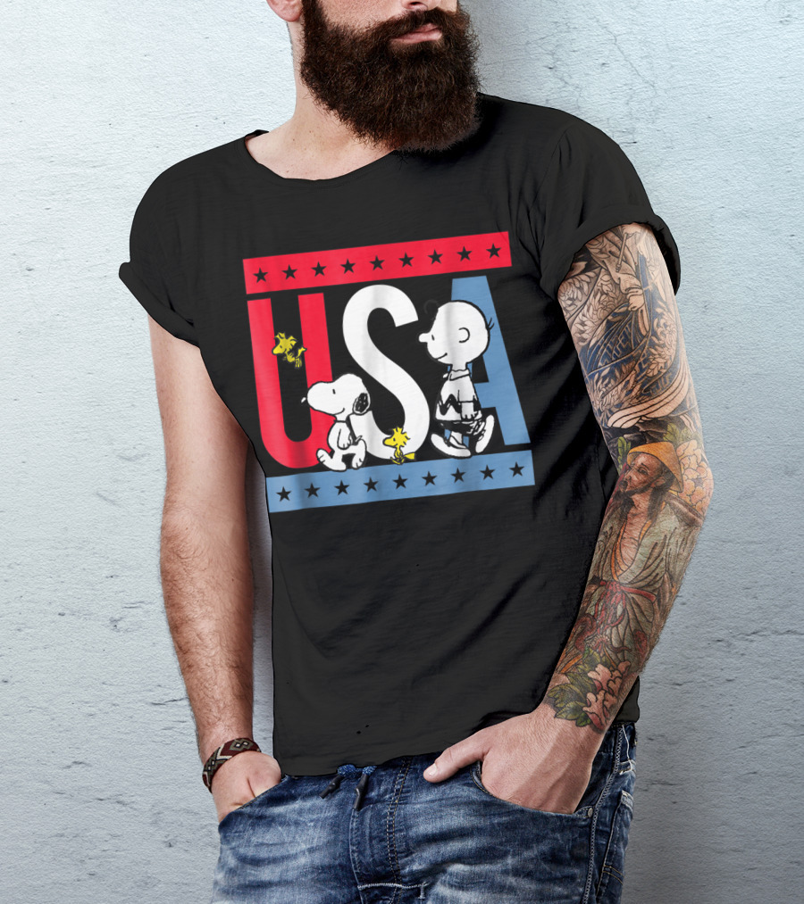 Peanuts Snoopy Woodstock Charlie Brown Red White Blue USA Stars T-Shirt