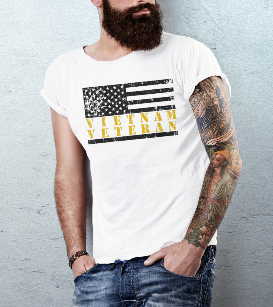 Vietnam Veteran Distressed Flag American T-Shirt