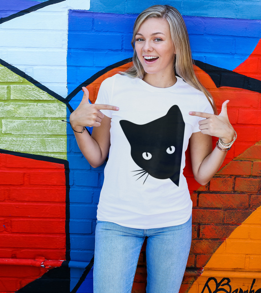 Cat Lover Ladies Spy Cat Hidden Peeking Cat T-Shirt