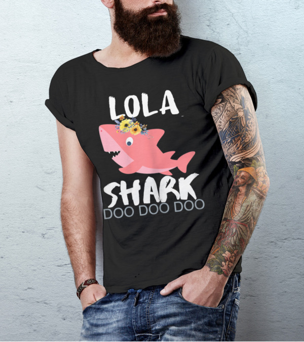 LOLA SHARK DOO DOO DOO T-Shirt