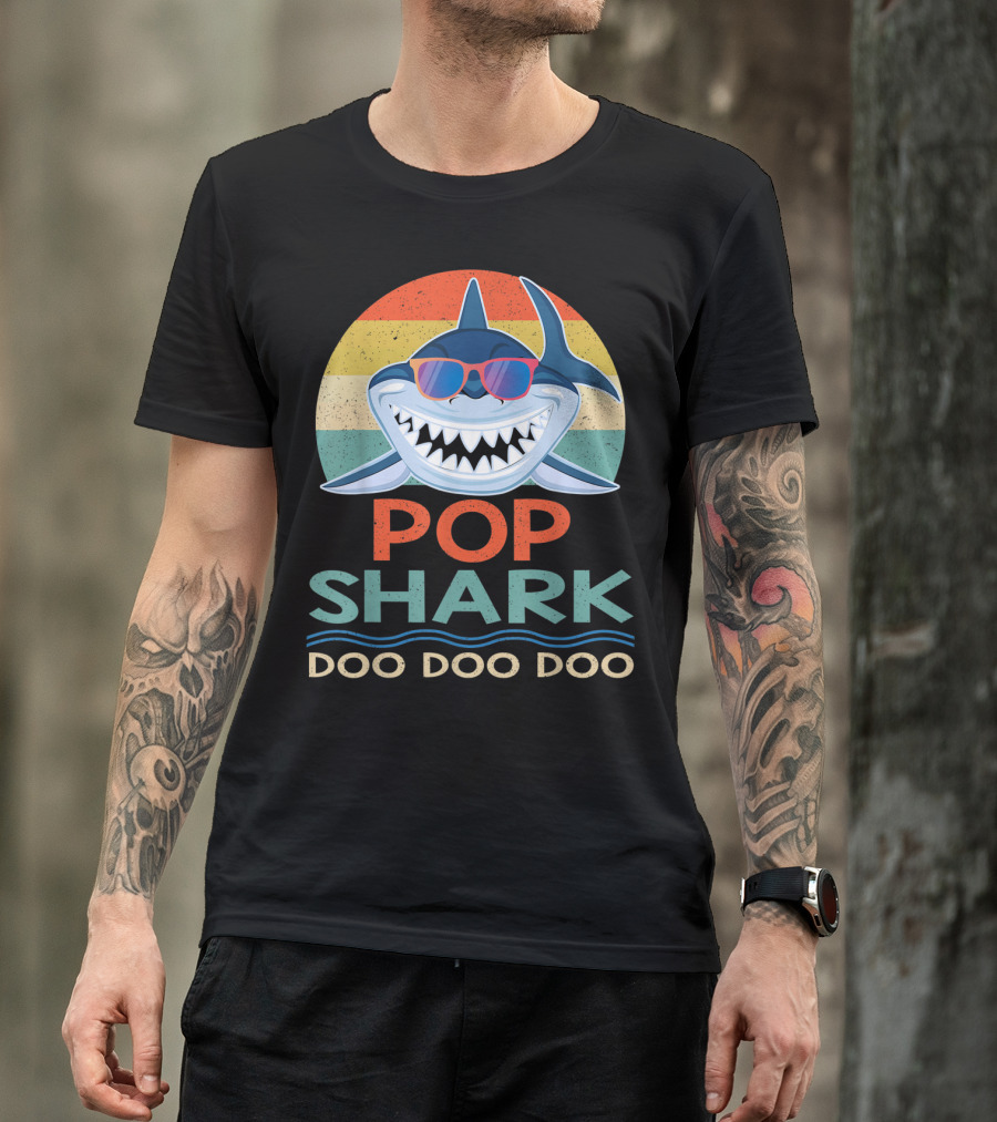 POP SHARK DOO DOO DOO VINTAGE MATCHING FAM SUNSET STYLE RETRO SUNGLASSES T-Shirt